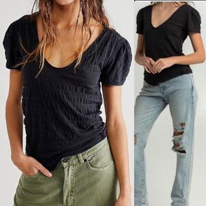 We the Free Free People Sugar Cube Top Black Smocked Tee C Neck Crinkle Style